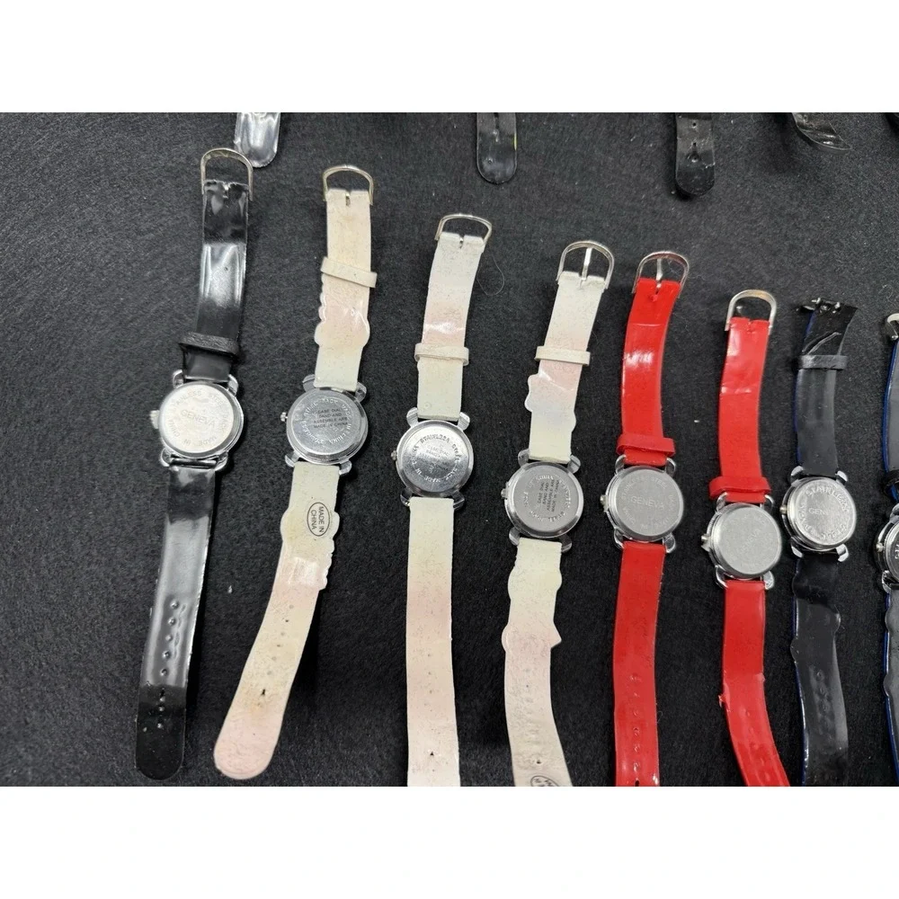 Lot of 18 Kids Educational Analog Watches Animal Sports Flower Rubber Strap
